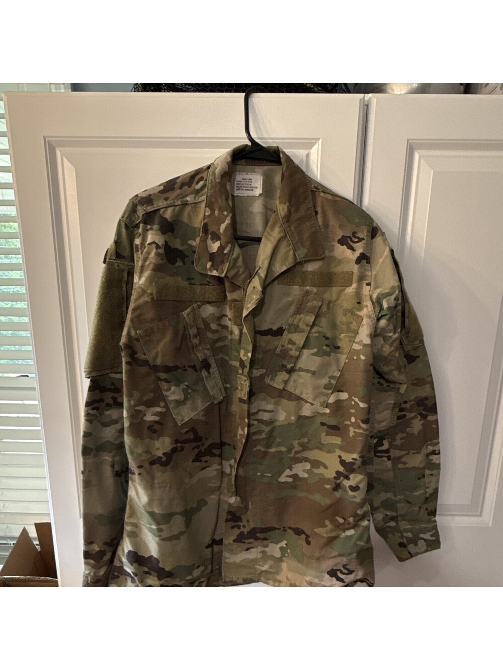 US MILITARY Coat Army Combat Uniform Insect Shield Camo Jacket Unisex Small Reg